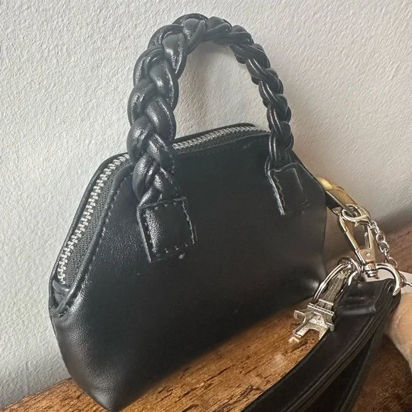 House of Harlow 1960 Black Mini Bag Wristlet w/ Plush Croissant Eiffel Tower NWT - Picture 3 of 6